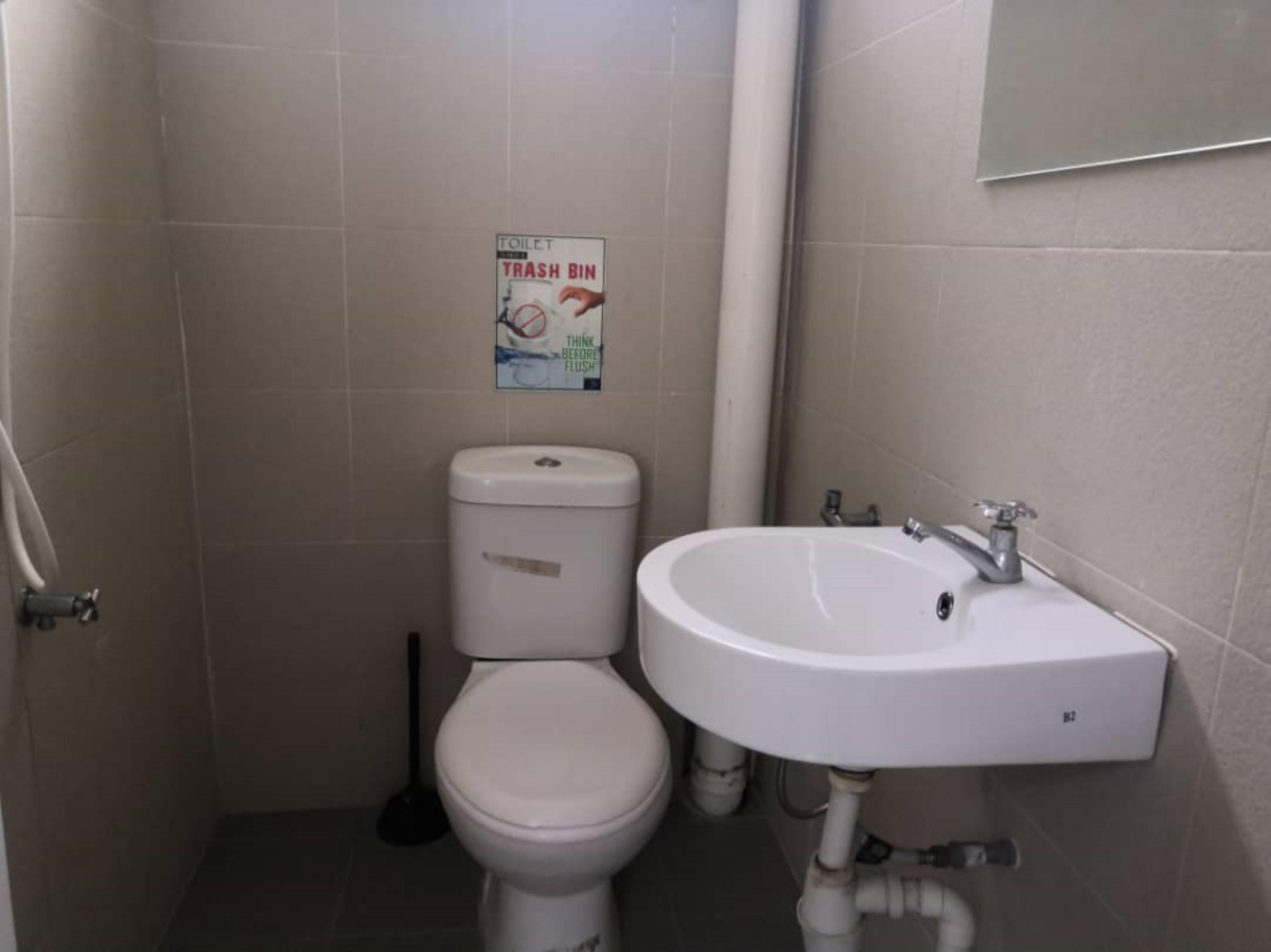 Oyo 90132 Come Inn Premium Kuala Terengganu Extérieur photo