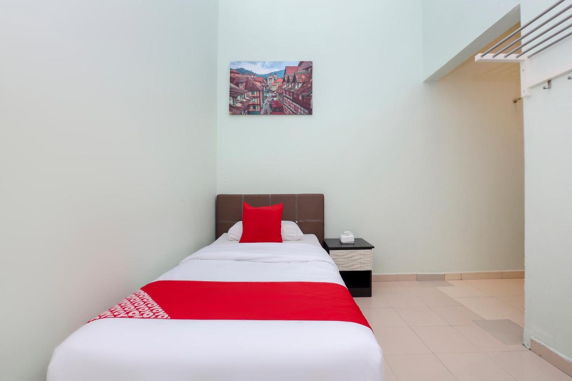 Oyo 90132 Come Inn Premium Kuala Terengganu Extérieur photo