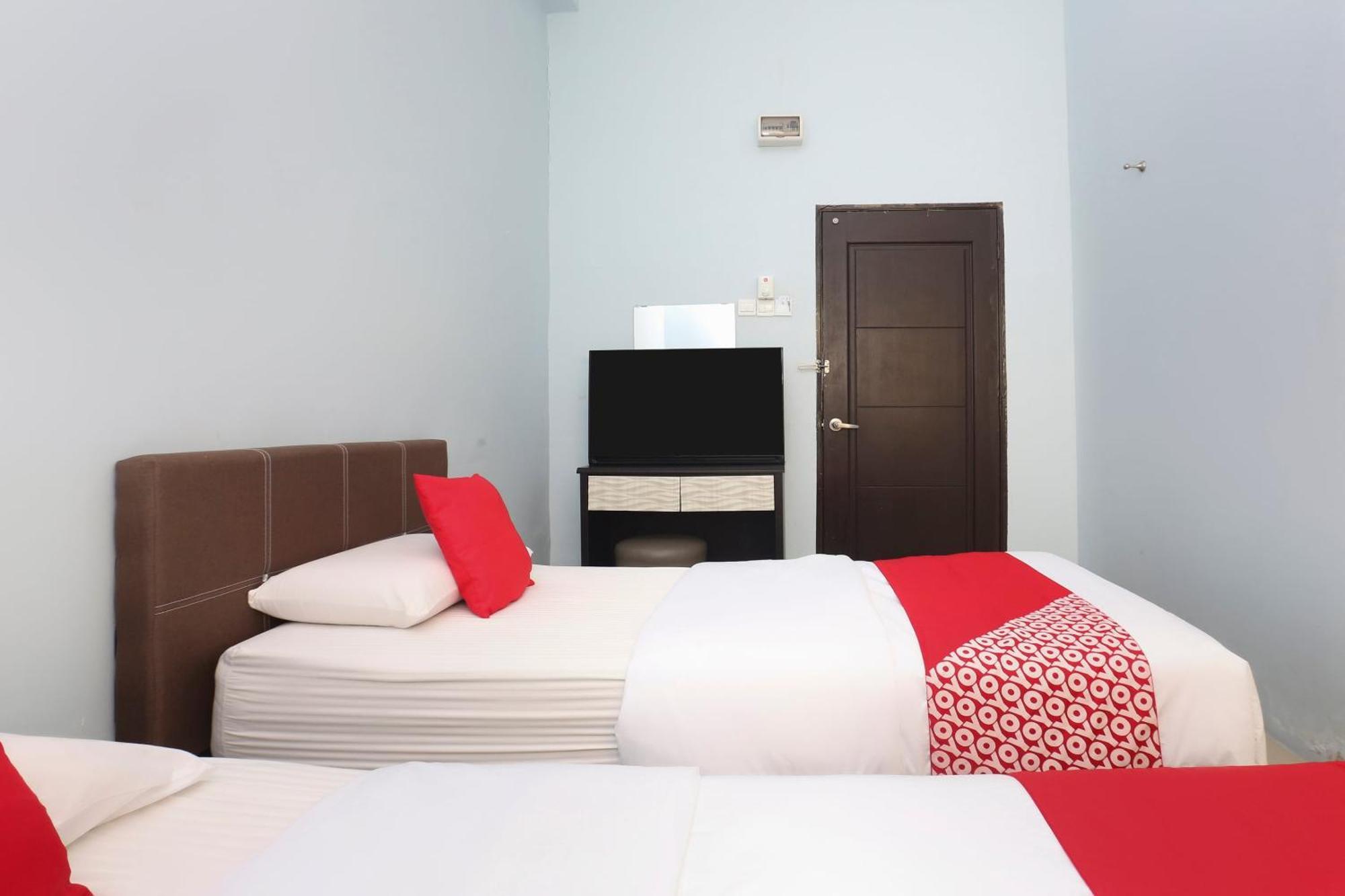Oyo 90132 Come Inn Premium Kuala Terengganu Extérieur photo