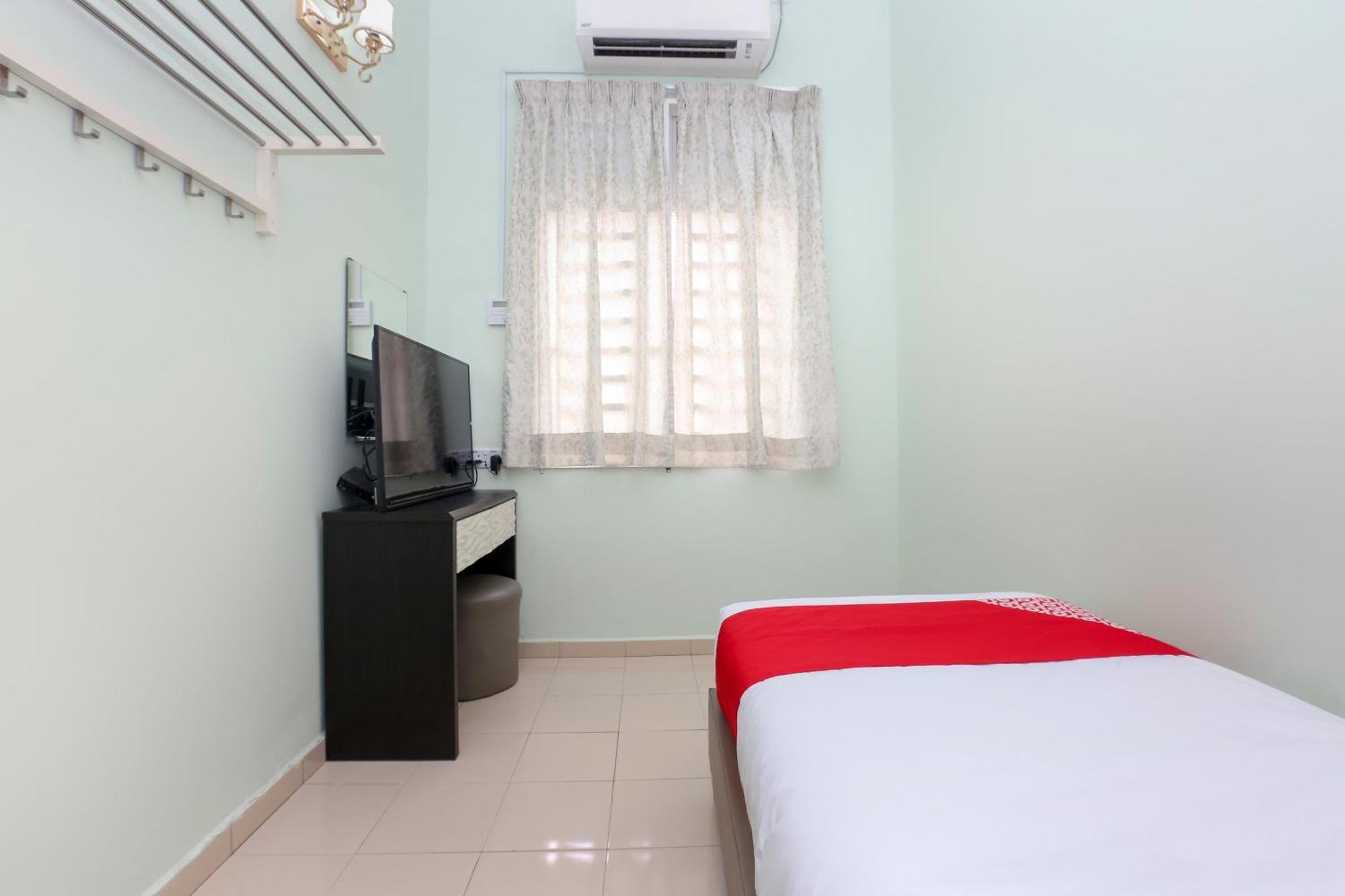 Oyo 90132 Come Inn Premium Kuala Terengganu Extérieur photo